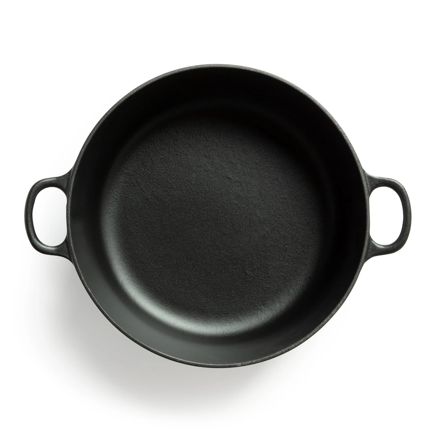 Habitat 5.3 Litre Cast Iron Casserole Dish - Black 5 Habitat 5.3 Litre Cast Iron Casserole Dish - Black - Image 3