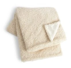 Habitat Shearling Throw - Oatmeal - 150x200cm 11 Habitat Shearling Throw - Oatmeal - 150x200cm -Habitat 3069134 R Z002A