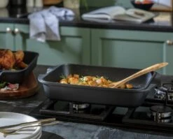 Habitat Cast Aluminium Non Stick Large Roasting Tin -Habitat 3261475 R Z001C