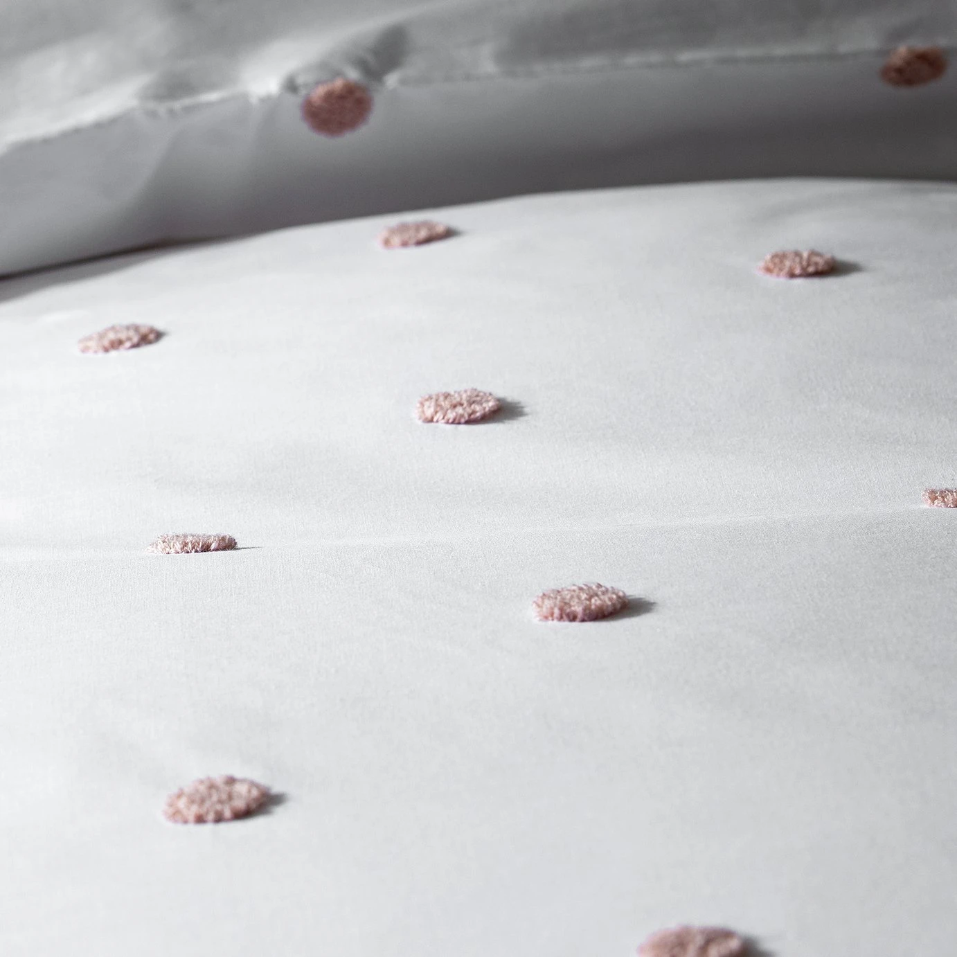 Habitat Tufted Spot Blush Pink Bedding Set - Single 7 Habitat Tufted Spot Blush Pink Bedding Set - Single - Image 5