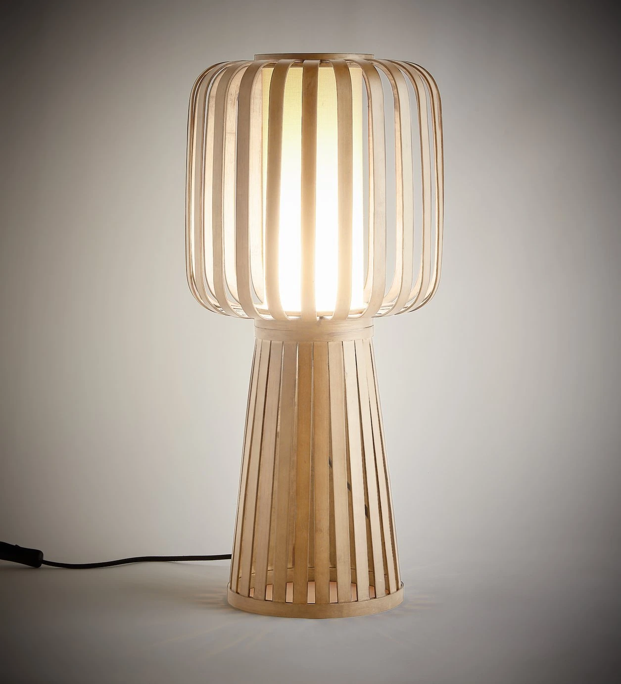 Habitat Achille Bamboo Table Lamp - Natural & White 9 Habitat Achille Bamboo Table Lamp - Natural & White - Image 7