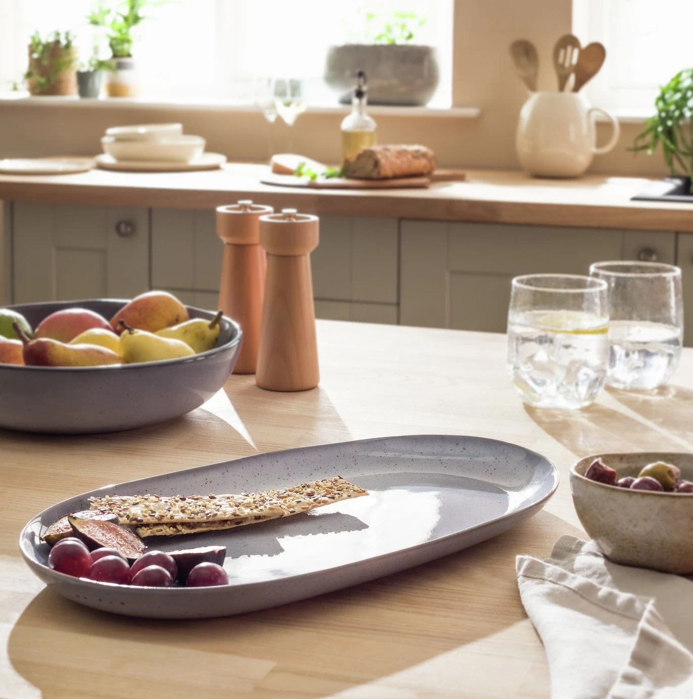 Habitat Evora Stoneware Serving Platter - Blue 4 Habitat Evora Stoneware Serving Platter - Blue - Image 2