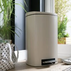 Habitat 50 Litre Pedal Bin - Cream -Habitat 9210963 R Z001C