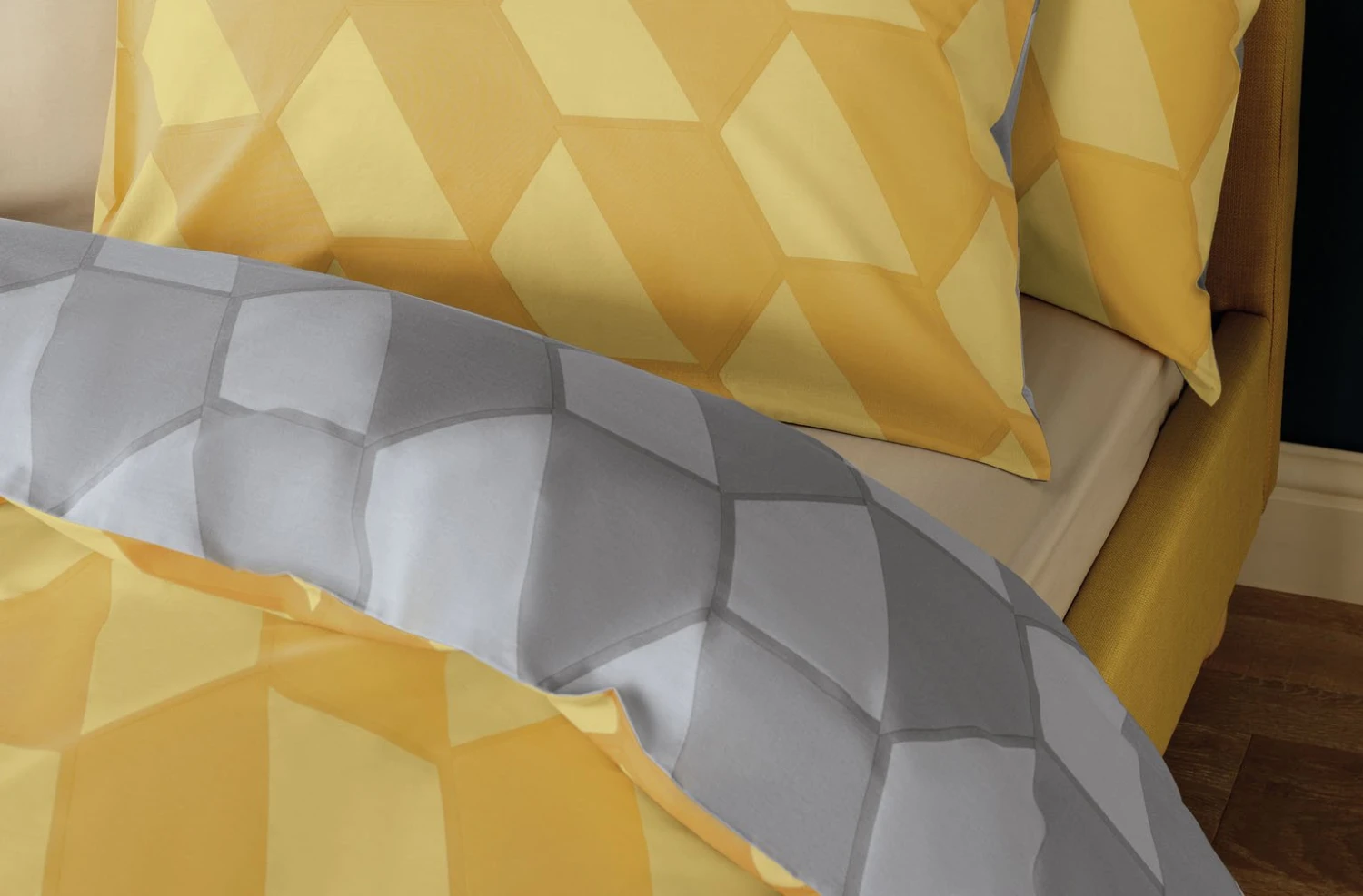 Habitat Industrial Geo Grey Reversible Bedding Set - Single 9 Habitat Industrial Geo Grey Reversible Bedding Set - Single - Image 7