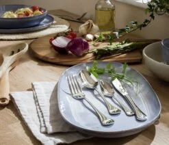 Habitat Evora 16 Piece Stainless Steel Cutlery Set - Mirror -Habitat 9321481 R Z001C