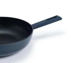 Habitat 28cm Non Stick Aluminium Wok -Habitat 9359848 R Z003A