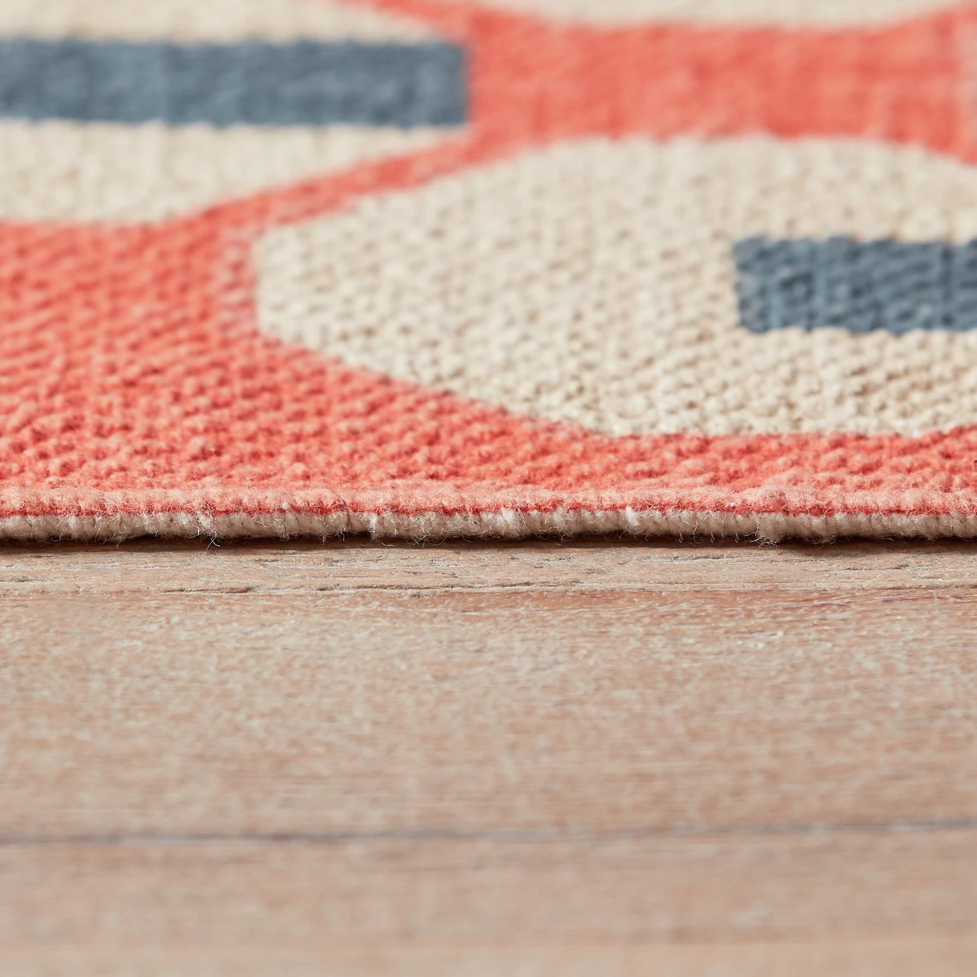 Habitat Octo Flatweave Cotton Rug - Pink - 120x180cm 6 Habitat Octo Flatweave Cotton Rug - Pink - 120x180cm - Image 4