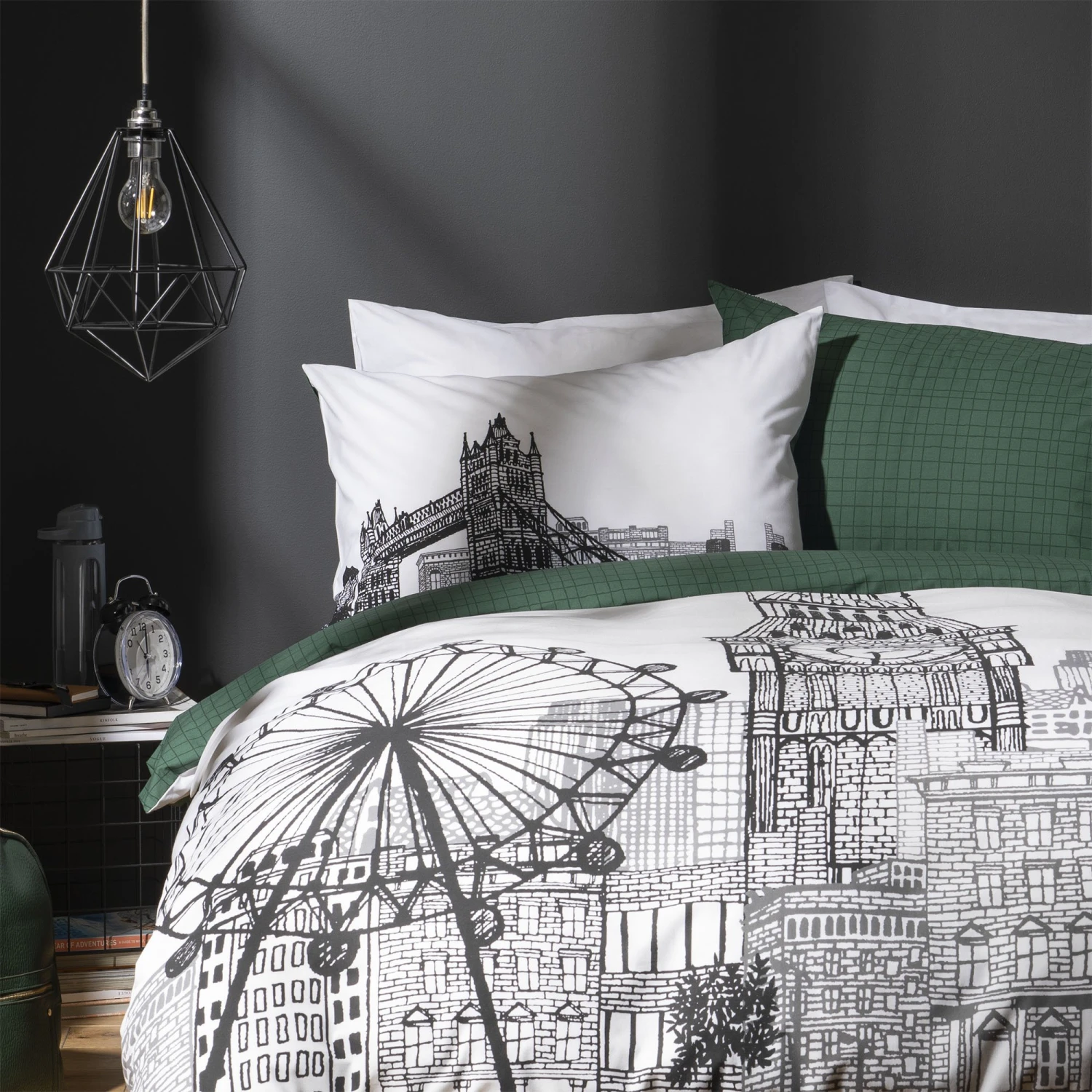 Habitat London Skyline Print Black &White Bedding Set-Single