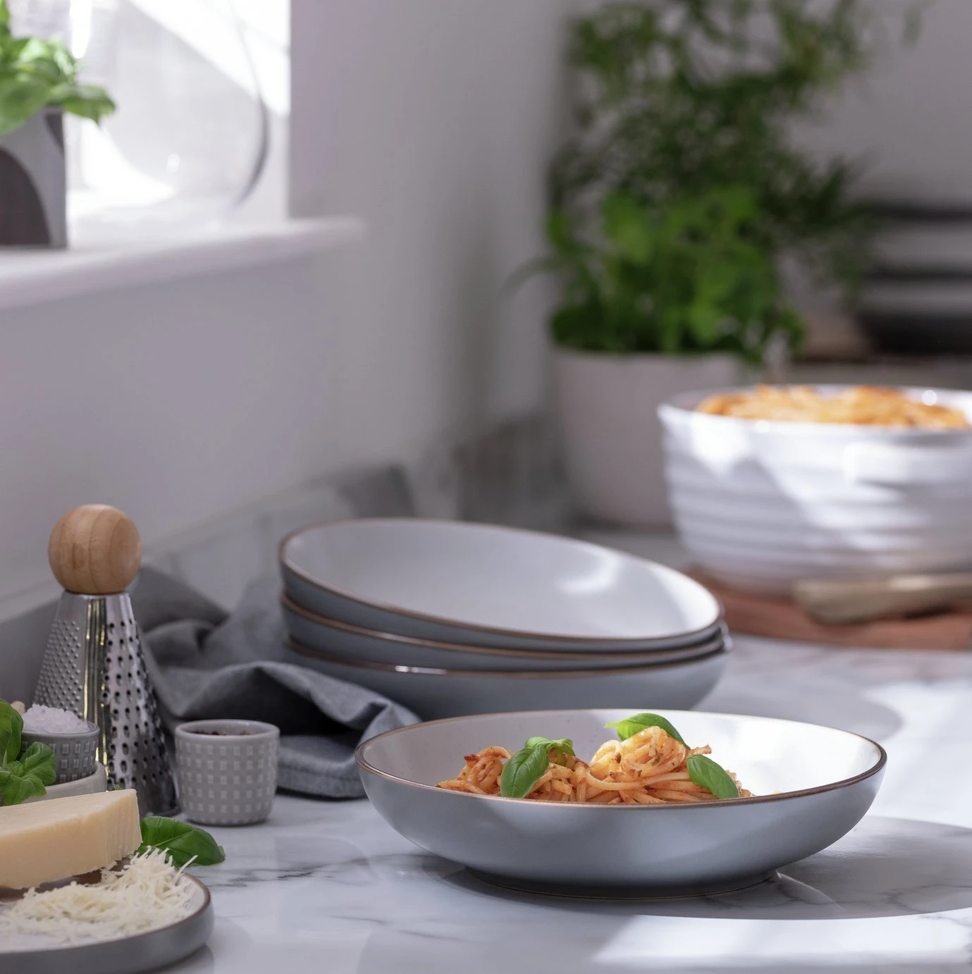 Habitat Speckle 4 Piece Stoneware Pasta Bowl - Grey 4 Habitat Speckle 4 Piece Stoneware Pasta Bowl - Grey - Image 2