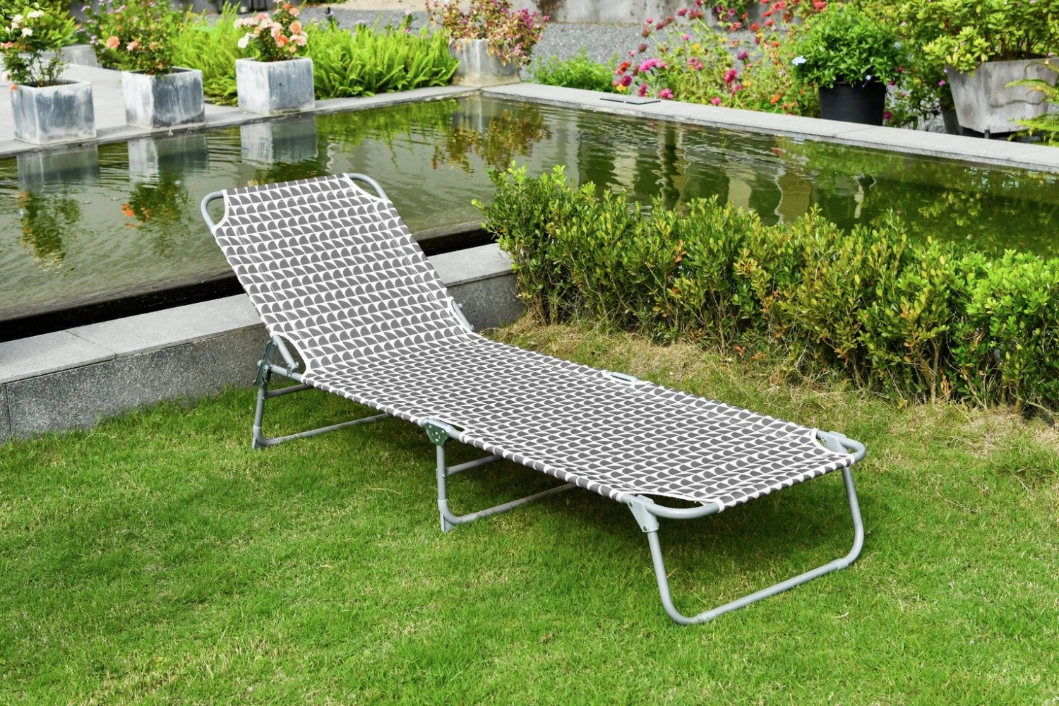 Habitat Folding Metal Sun Lounger - Charcoal 11 Habitat Folding Metal Sun Lounger - Charcoal - Image 9