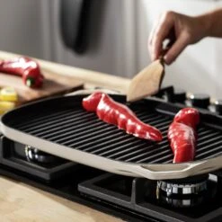 Habitat Large Cast Iron Grill Pan - Cream 8 Habitat Large Cast Iron Grill Pan - Cream -Habitat 9596120 R Z001C