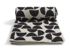 Habitat Geo Woven Throw - Black & White - 120x170cm -Habitat 9646733 R Z002A